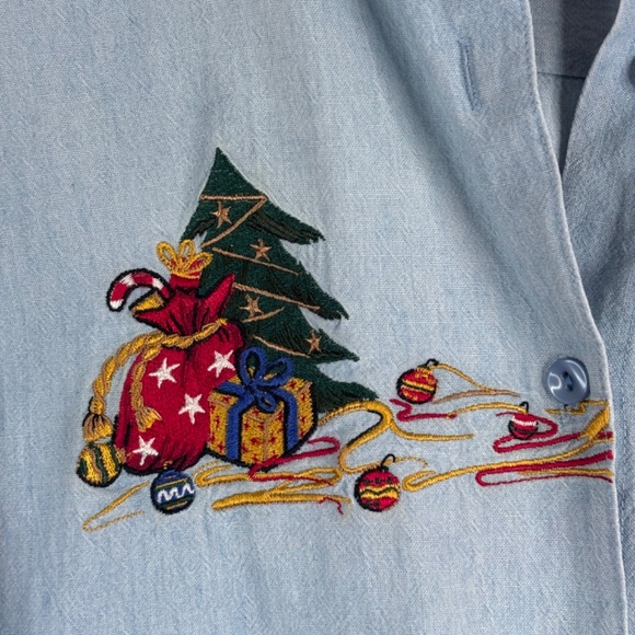 VTG 90s Embroidered Denim Christmas Cat Shirt 12 Holiday Festive Button Down - Picture 4 of 12